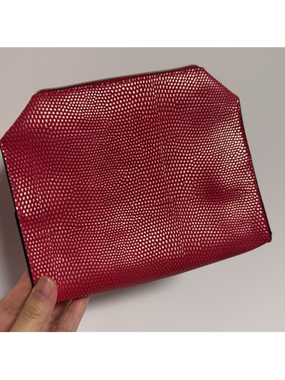 NEW estee lauder red lizard  Faux Leather cosmetics travel bag/makeup bag